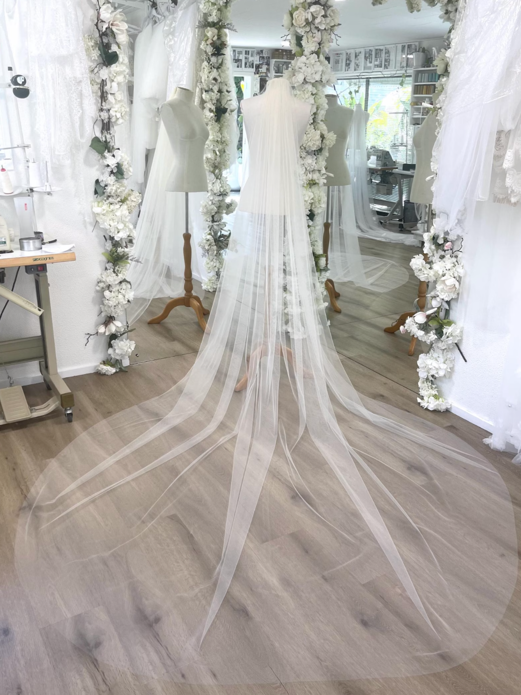 Classic Tulle Extra Wide Veil