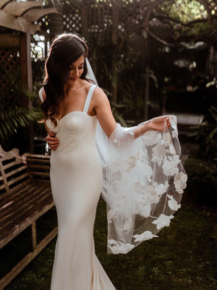 Embroidered Floral Motif Veil