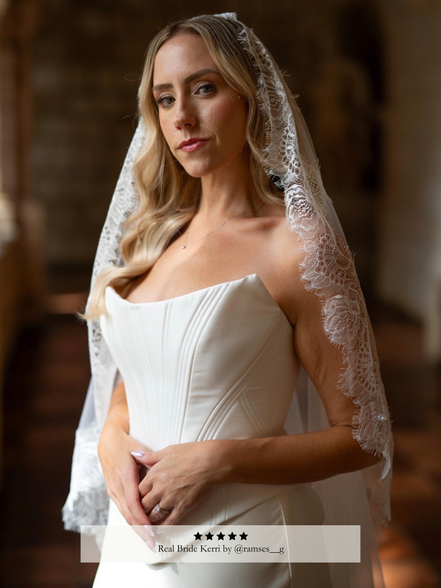 Classic Chantilly Veil