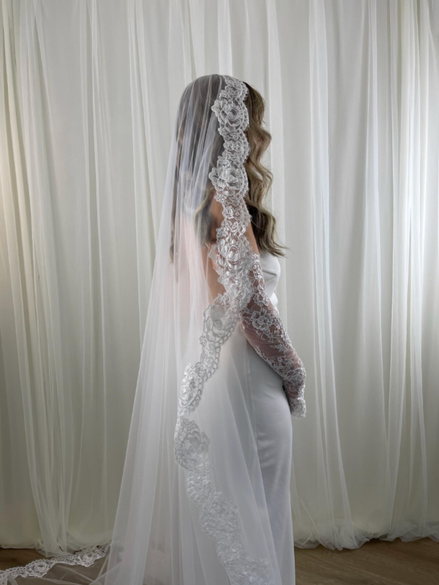Rose Flower Mantilla Veil