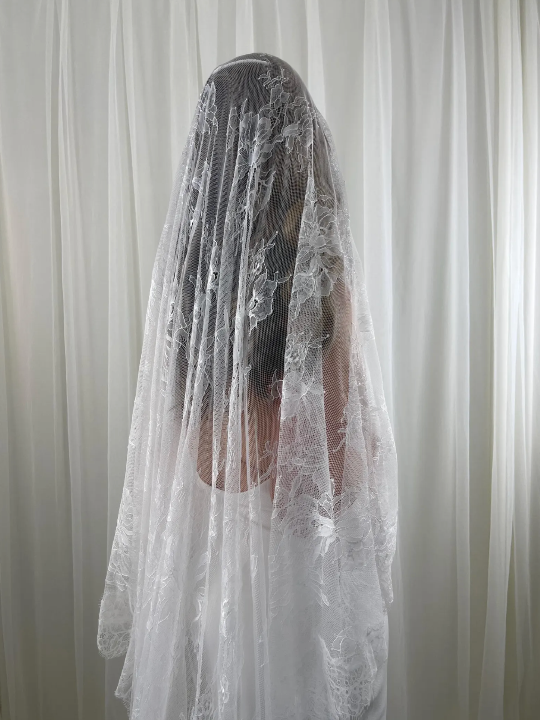 Lily Lace Blusher Veil