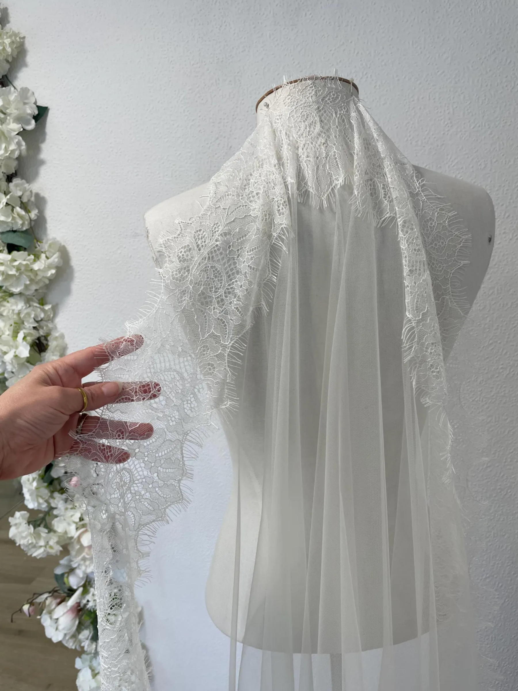 Cream Extra Wide Lace Veil