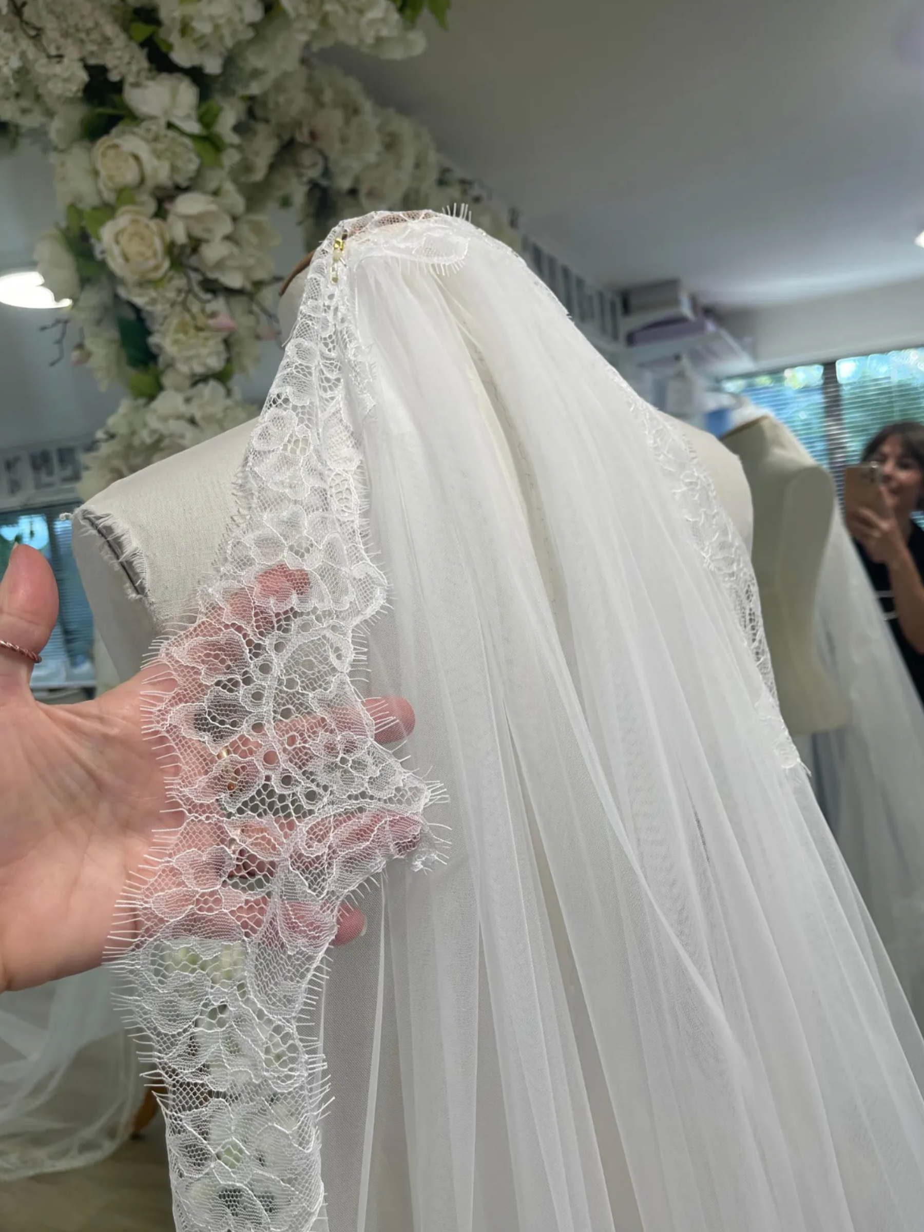 Peony Lace Extra Wide Veil