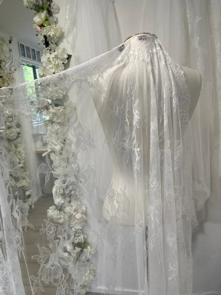 Lily Lace Veil