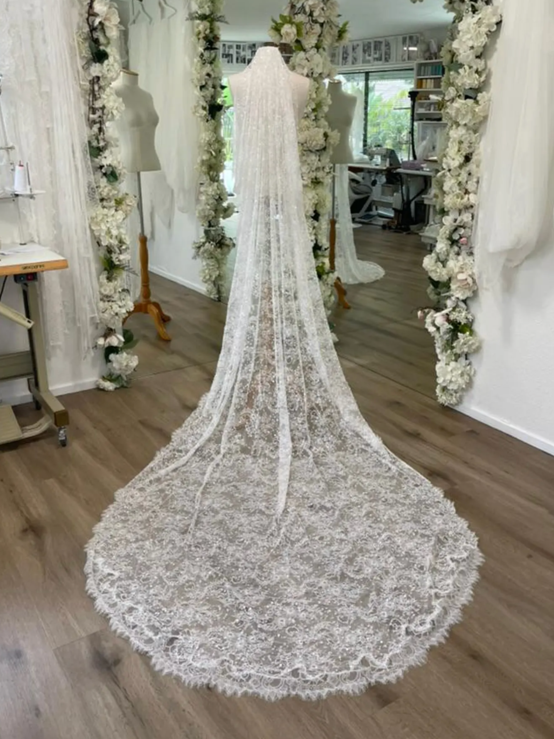 Angel Sparkle Lace Veil