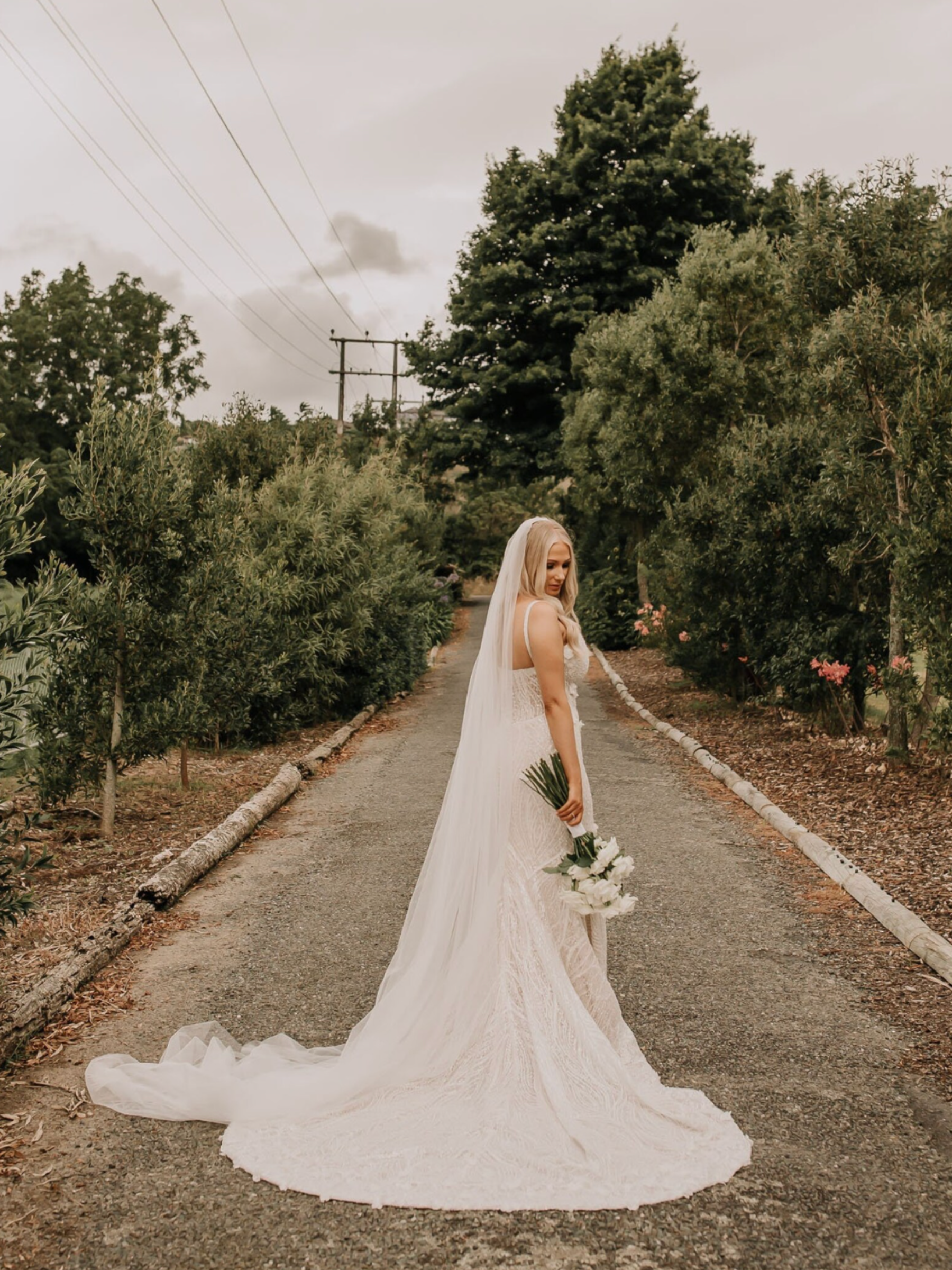 Classic Tulle Extra Wide Veil