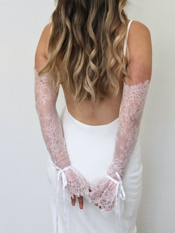 Frilly Lace Gloves