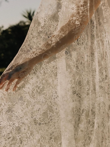 Extra Wide Lace Showstopper Veil
