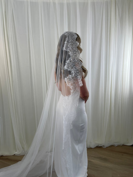 Queen Anne Lace Veil