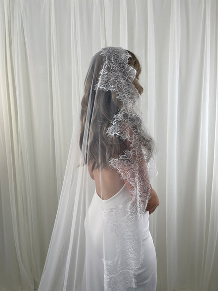 Queen Anne Lace Veil