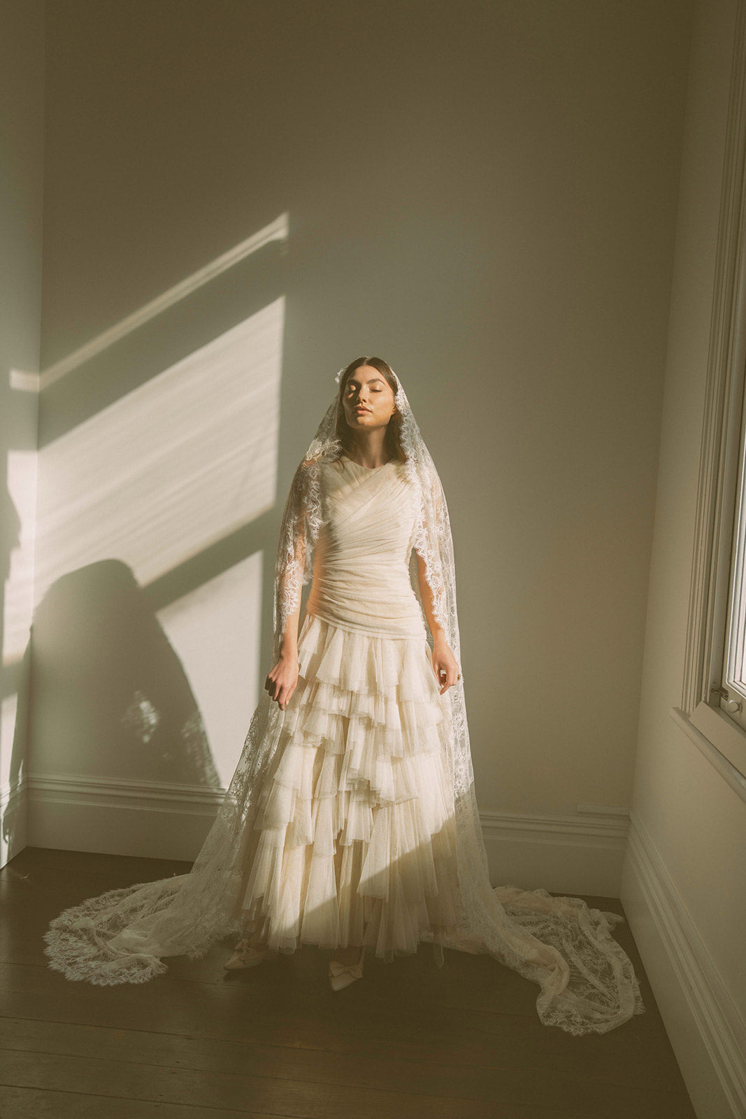 Extra Wide Lace Showstopper Veil