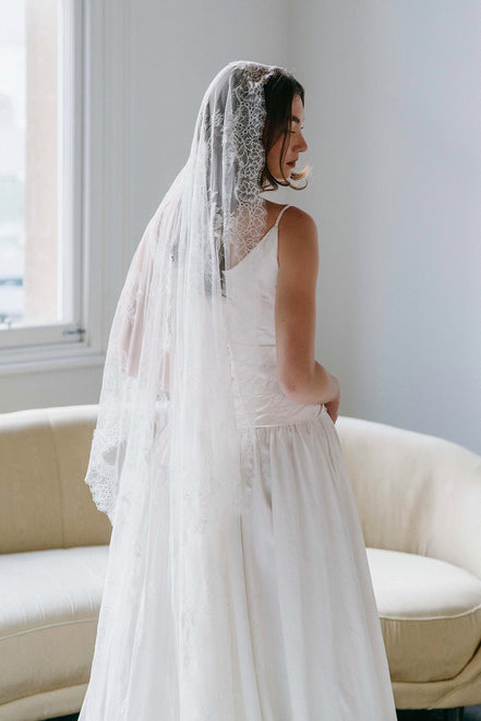 Lily Lace Veil