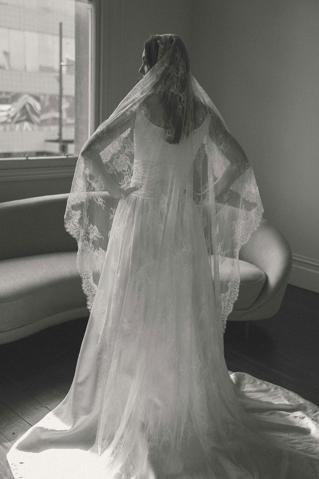 Lily Lace Veil