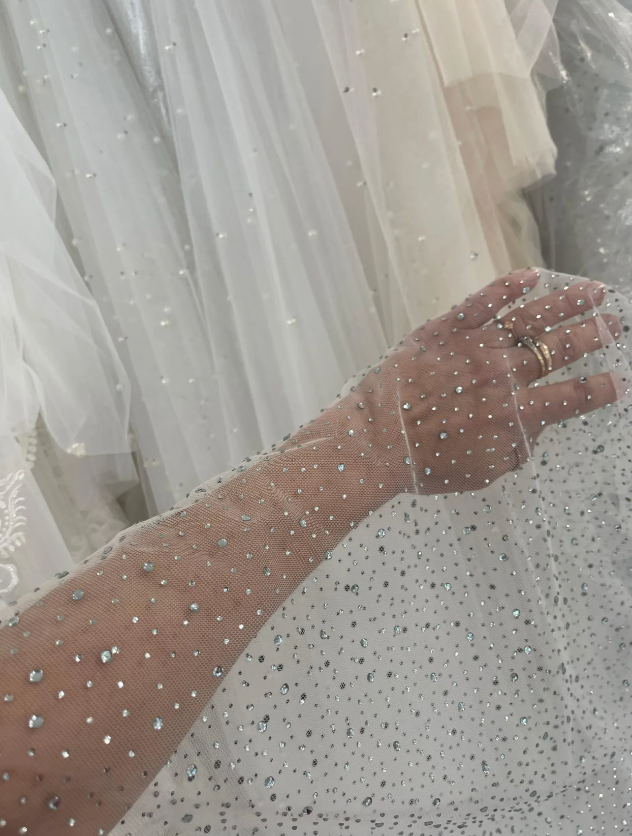 Dew Drop Rhinestone Gloves