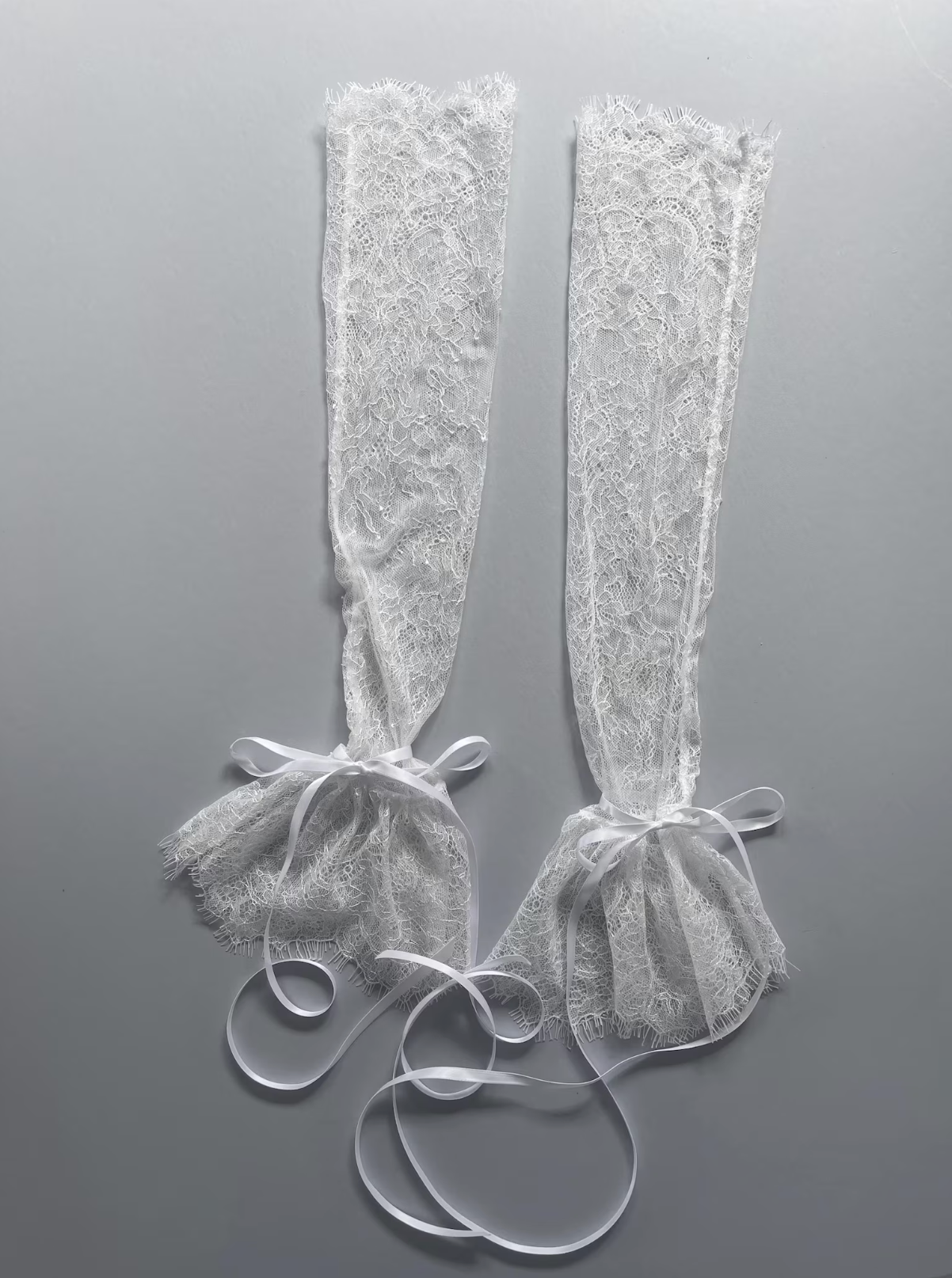 Frilly Lace Gloves