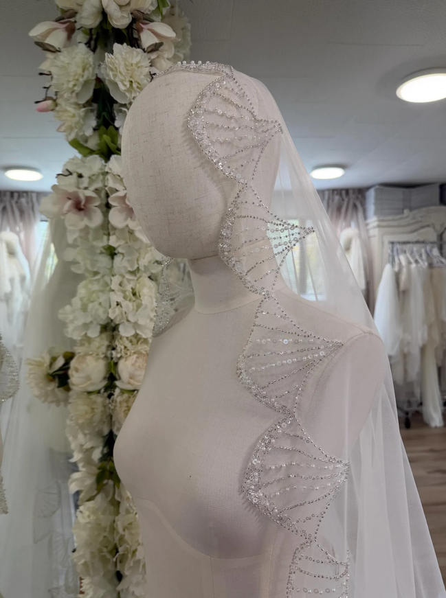 Scalloped Sequin Mantilla Veil