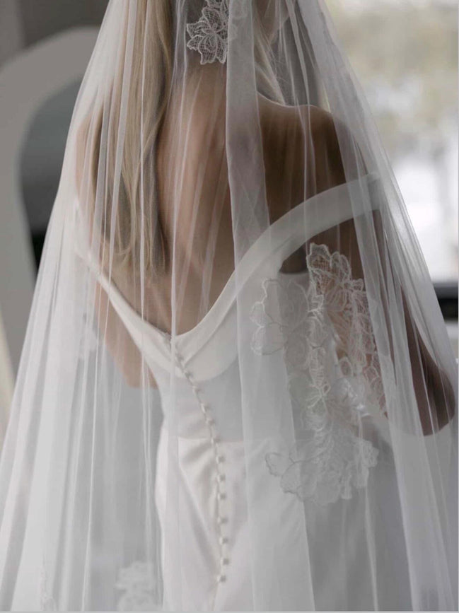 Lace Appliqué Veil