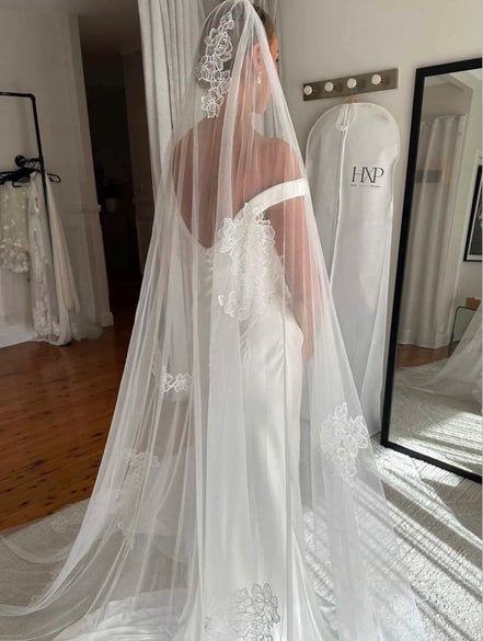 Lace Appliqué Veil