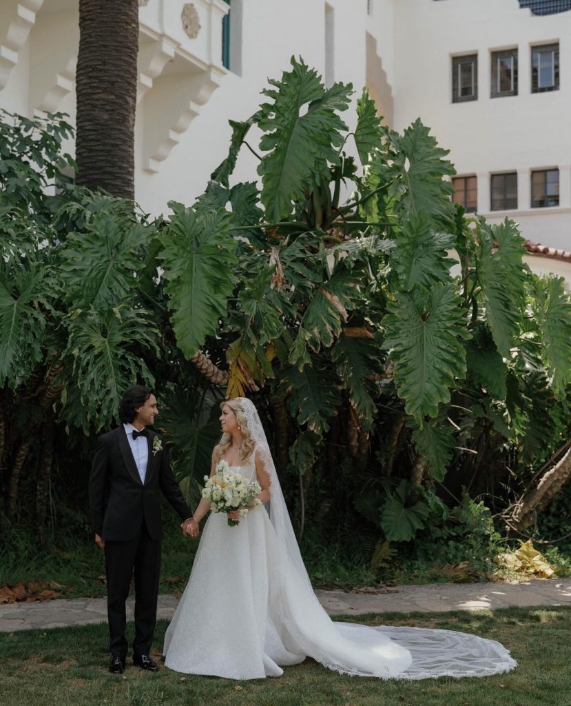 Real Bride Hanna wearing a custom lace edge mantilla veil by Harriett Falvey | Custom Bridal Designer