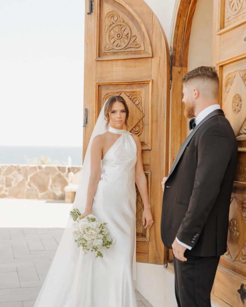 Real Bride Olivia wearing her custom Harriett Falvey Lace edged blusher veil to her wedding in Mexico