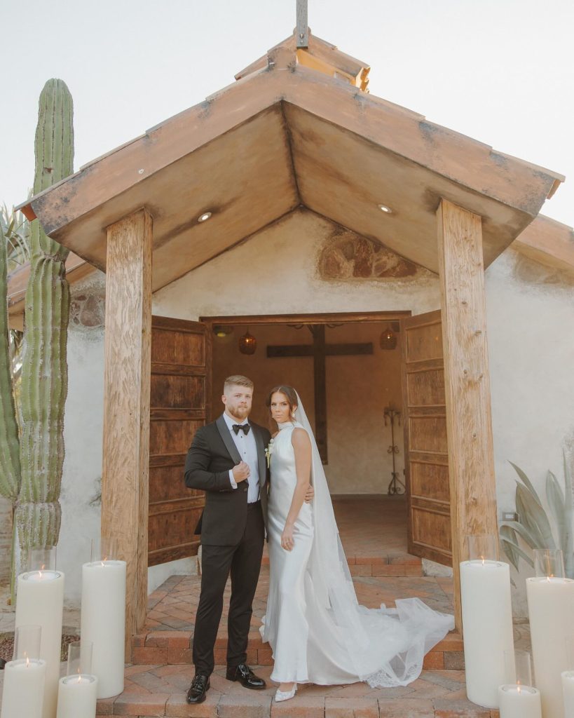 Real Bride Olivia wearing her custom Harriett Falvey Lace edged blusher veil to her wedding in Mexico